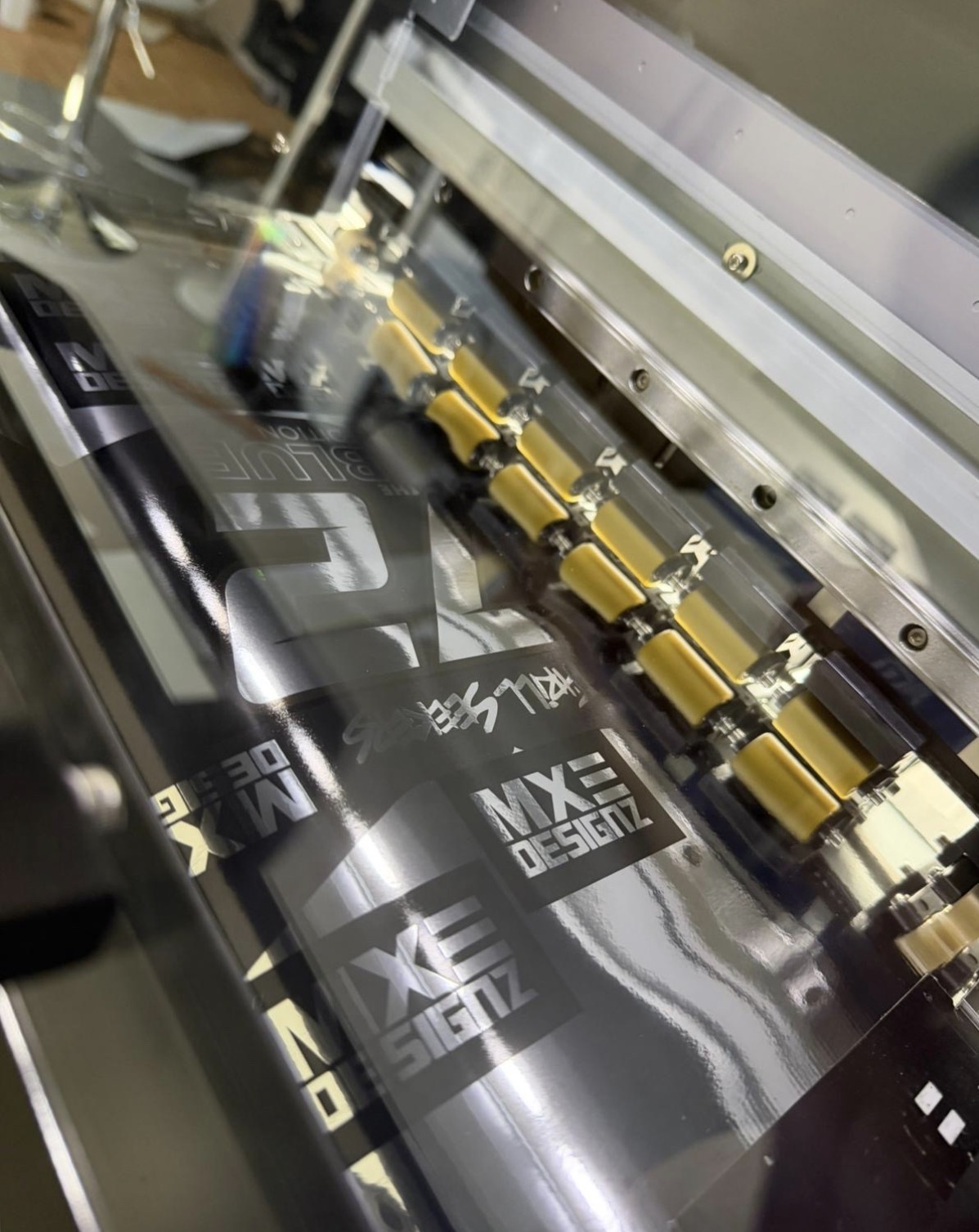 Printing premium graphics